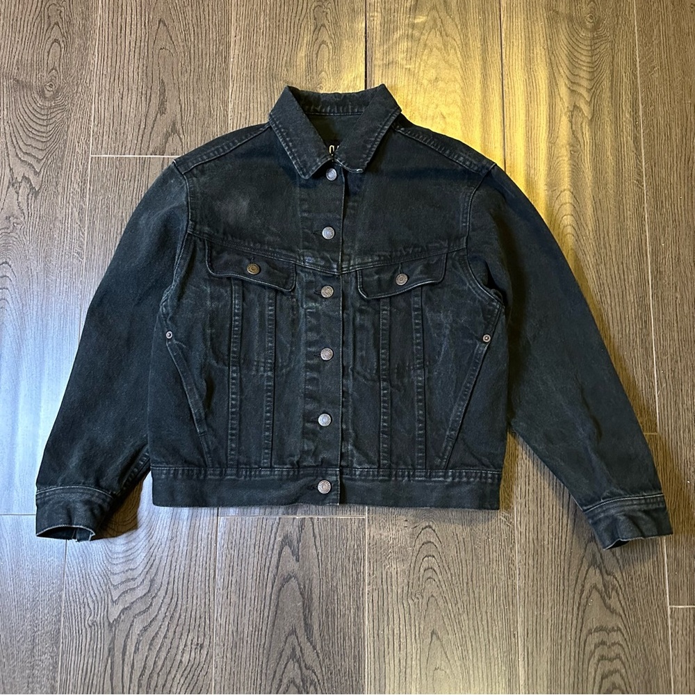 GAP Black Denim Jacket Women’s XS Trucker Style 100% Cotton Made in Hong Kong